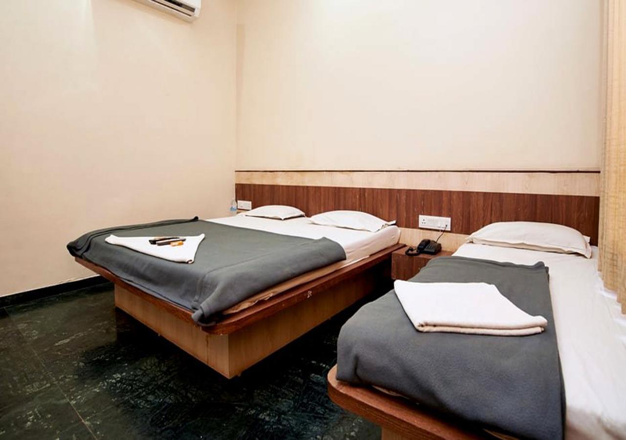 Hotel Three G Sirdi Kültér fotó